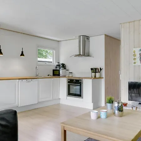 Three-bedroom In Prázdninový dům *